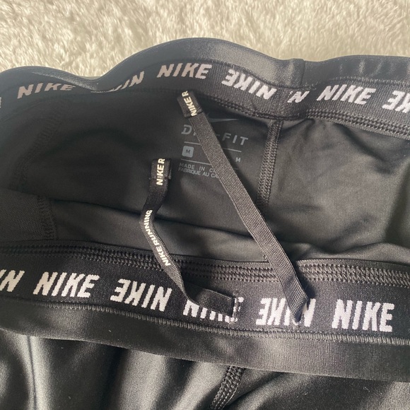Nike Dry Fit Leggings - Picture 11 of 11